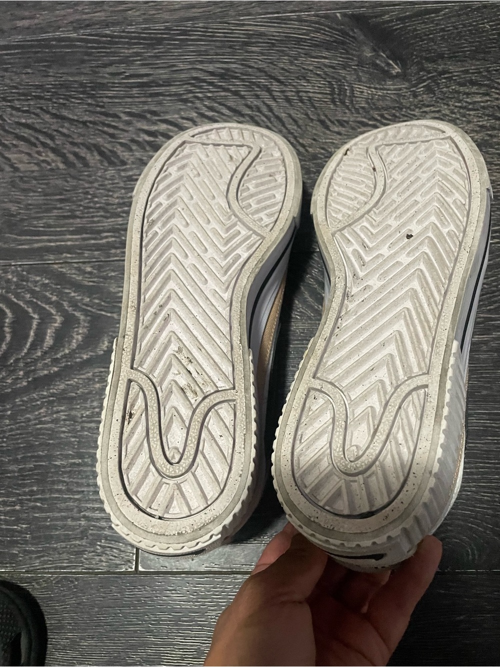 Nike White Low-Top Sneakers Platform sole with Black Swoosh and Tan Stripe - Picture 6 of 8